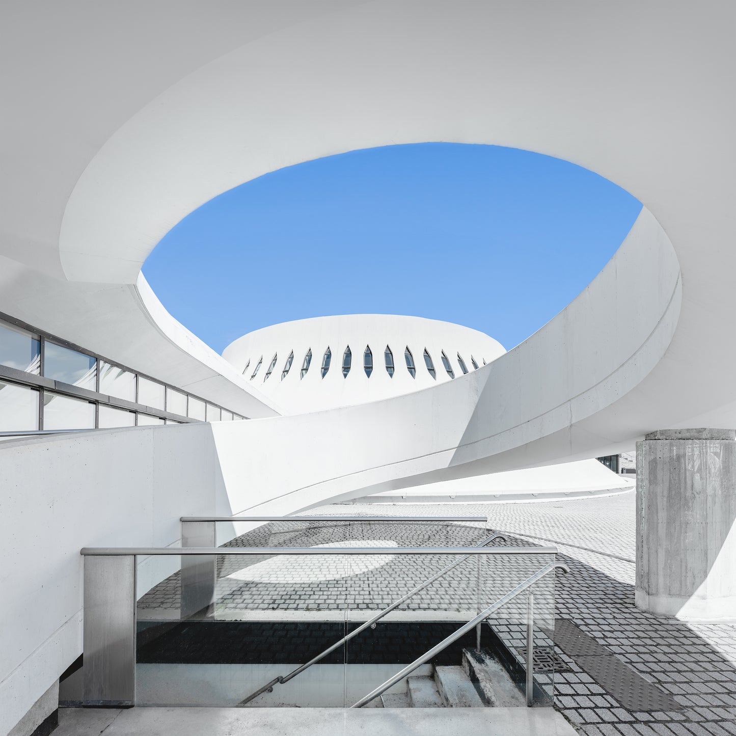 The Eye of Niemeyer