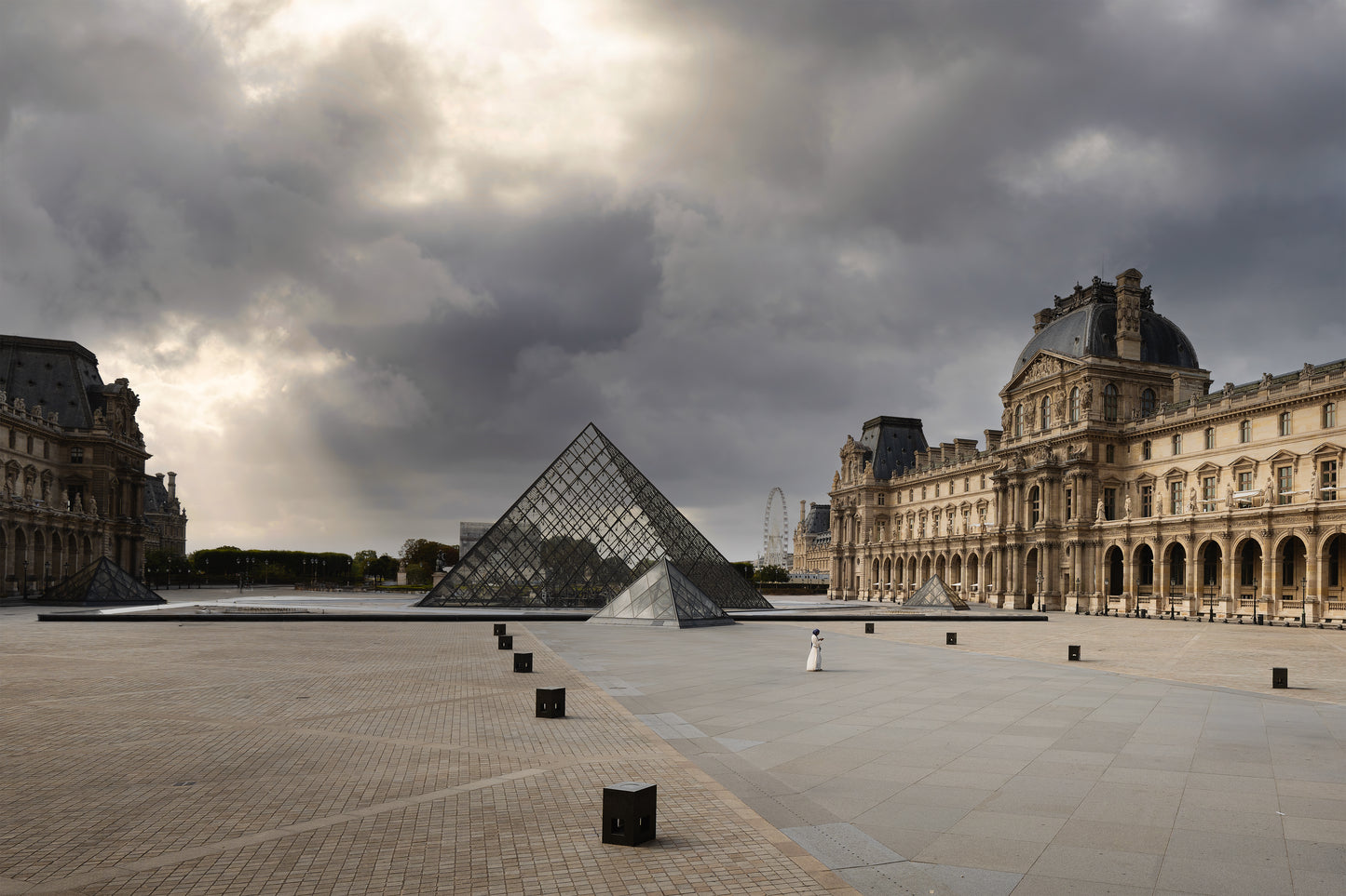 Paris Le Louvre